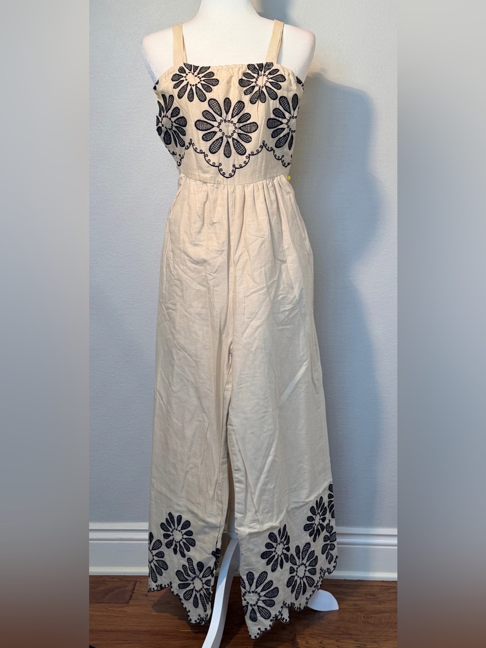 NAOO NWT Cream Black Floral Embroidered Cotton Wide Leg Jumpsuit Large - Picture 3 of 9